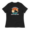 Kayaking Gets Me Wet Funny Kayak Tee Christmas,Birthday Gift Women's Relaxed T-Shirt